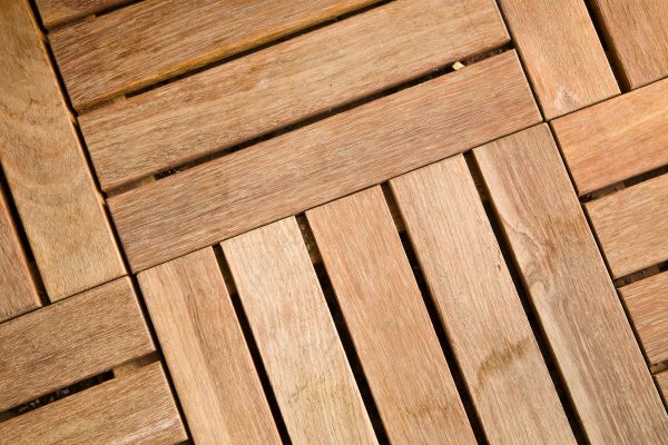 Classic Wood Deck, Deck Design and Deck Installation